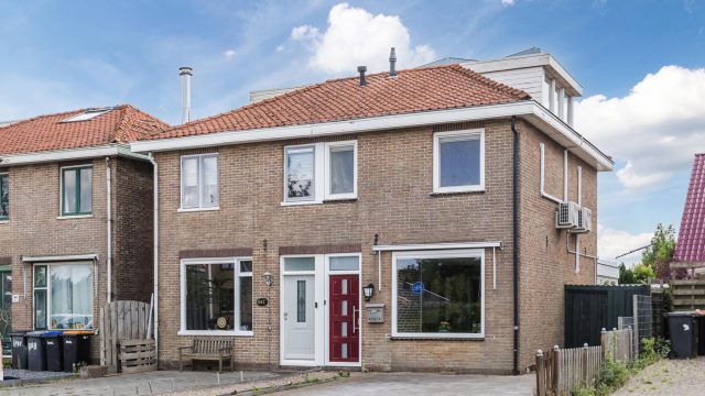 Assendelft – Dorpsstraat 845