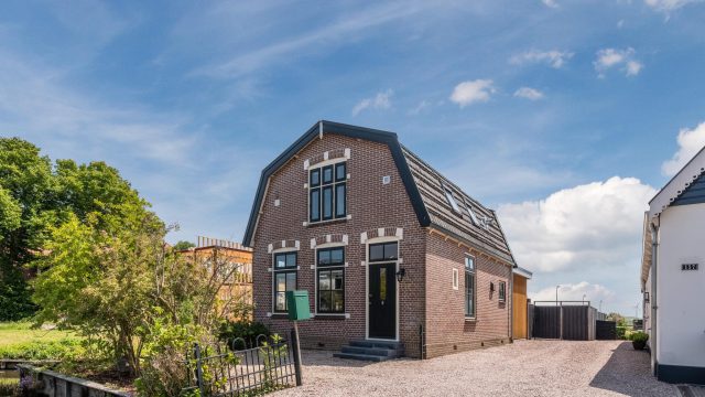 Assendelft – Dorpsstraat 159