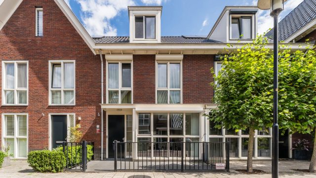 Te koop – Kudelstaart – Rechtsbuitenstraat 9, 1433 DS